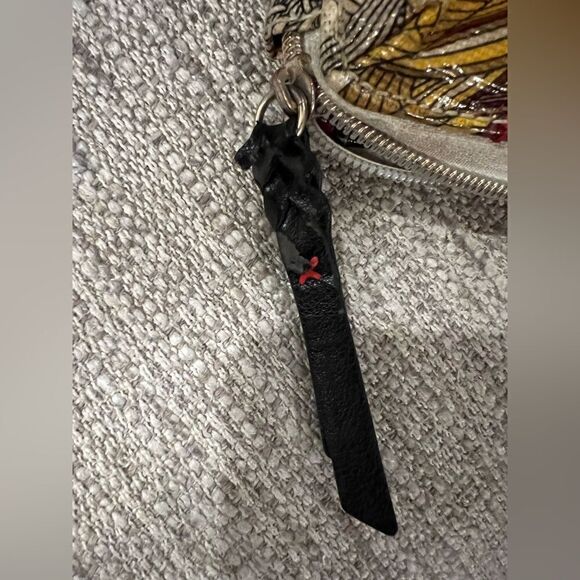 Sakroots faux patent leather zip around wallet peace print - Picture 4 of 9